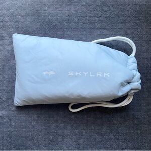 SKYLRK Sunglasses Pouch Puffy Case Light Blue
